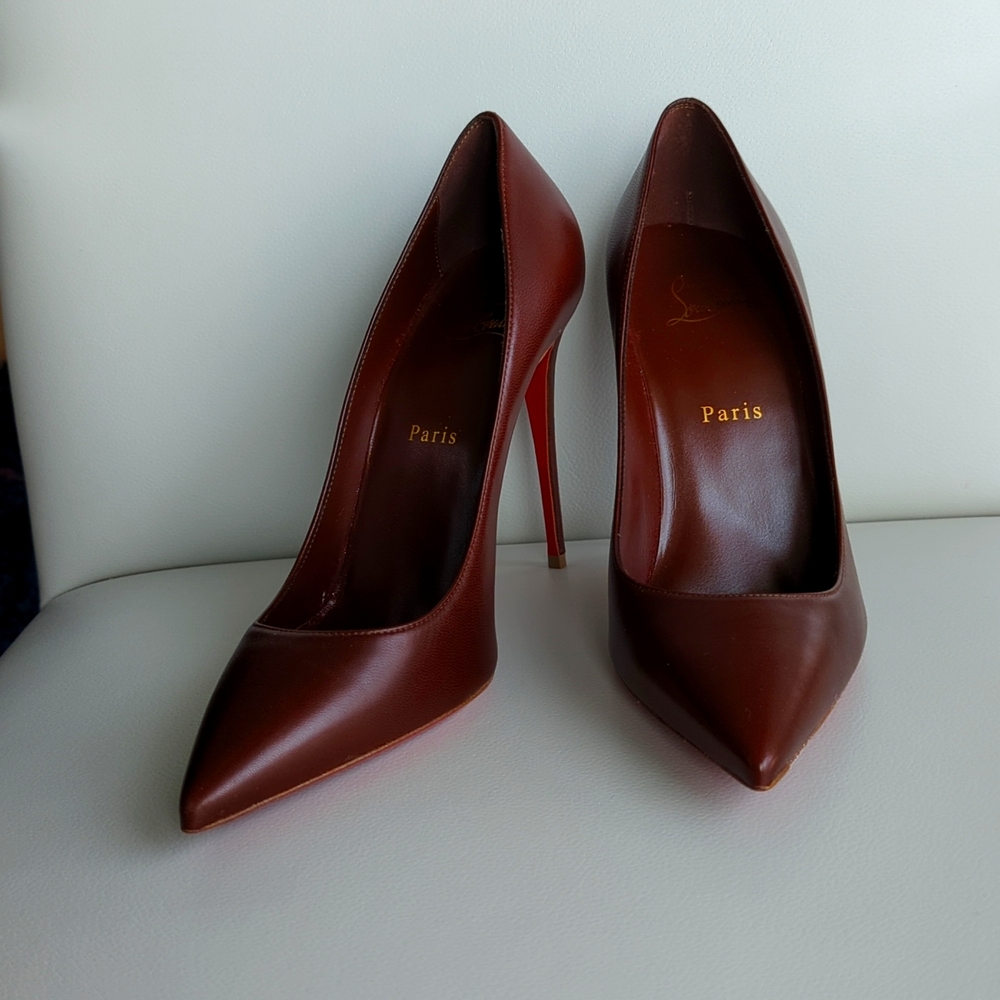 Christian Louboutin Brown Leather Pointed Toe Pumps with Red Soles